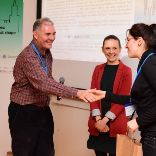Indrė Aleknavičienė wins Best Poster Award. On the left; Ramon Campos-Olivas and Daria Goś